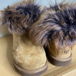 WOMENS UGG AUSTRALIA BOOTS